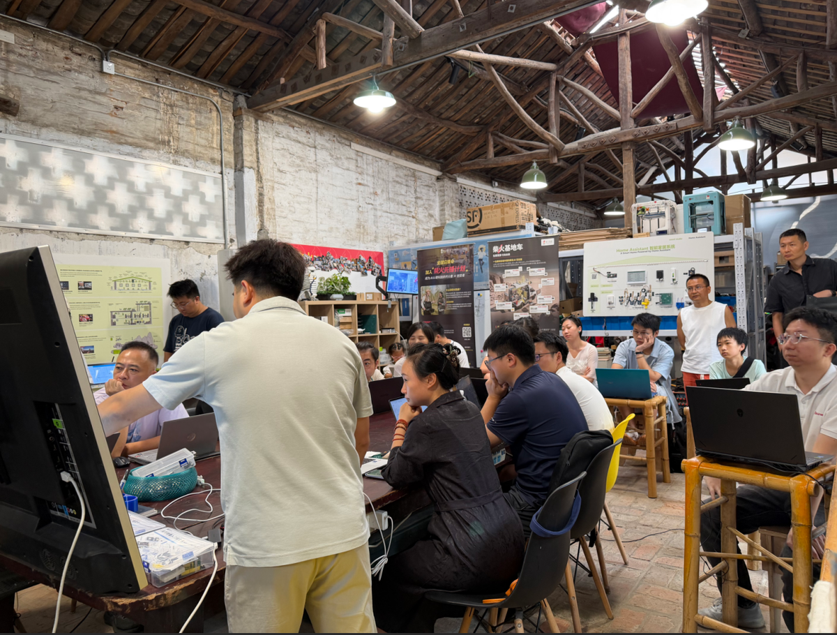 AI × Hardware Exploration at Chaihuo Makerspace Open Day